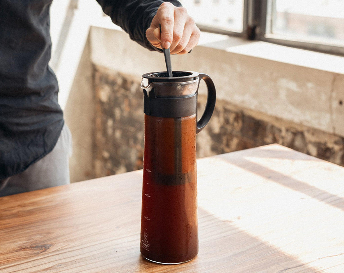 http://traditioncoffeeroasters.com/cdn/shop/products/Hario-Cold-Brew-Pitcher_at-home_1200x1200.jpg?v=1666087194